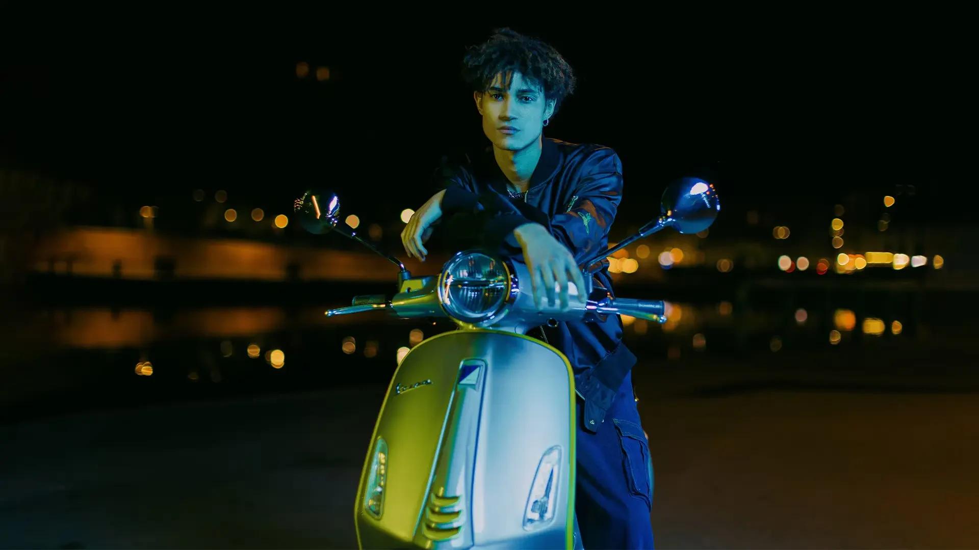 VESPA Vespa Elettrica-45-Km/h 2026 Model Motosiklet